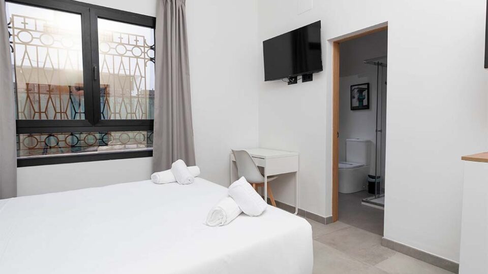 Habitación 4 - Icod - Coliving - Casa Alsatia-3